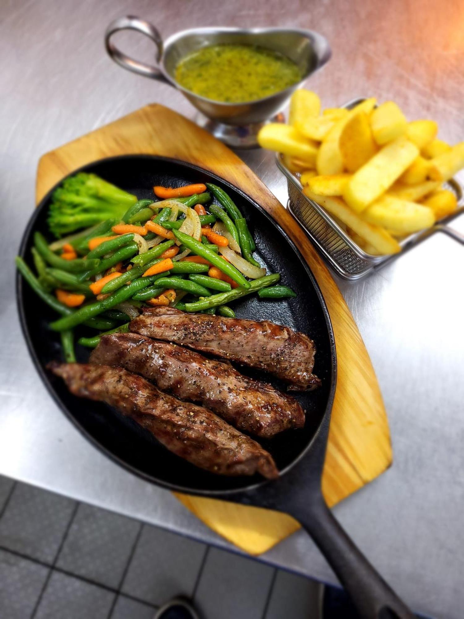 נאומבורג Hotel Restaurant Toscana Naumburg מראה חיצוני תמונה